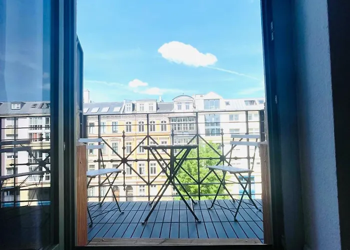 Innenstadt Refugium In Ruhiger Wasserlage+Balkon